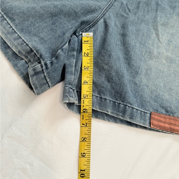 Vintage Denim Shorts for Women Size M High Waist Loose Fit with Front Pleats - Picture 12 of 16